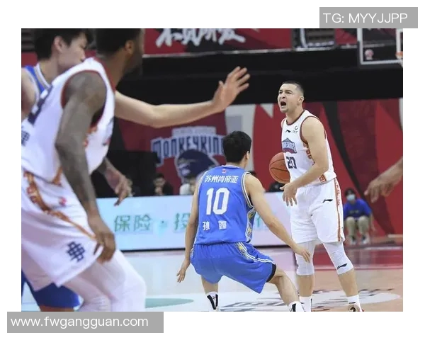 南京篮球队近期状态分析与表现评估的全面研究报告 南京篮球队近期状态分析与表现评估的全面研究报告